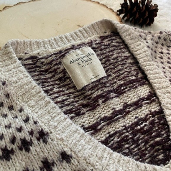 Abercrombie & Fitch | Coogi Sweater - Picture 3 of 5